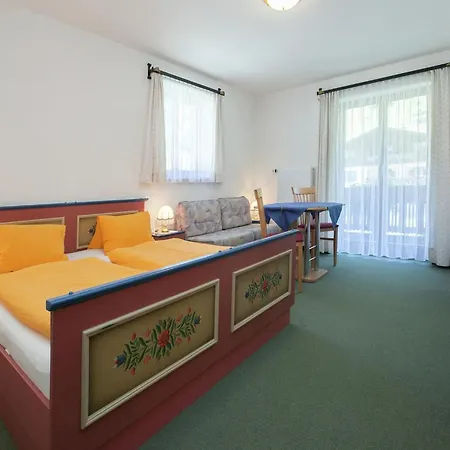 Near Area With Balcony, Cleaning Included Fusch an der Grossglocknerstrasse